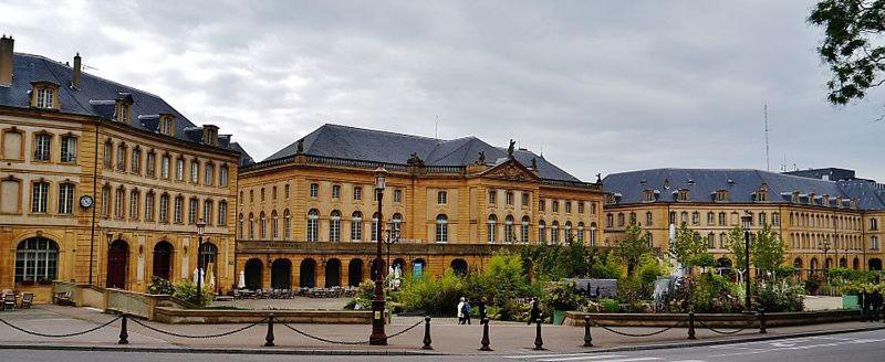 Apartamento Les Mirabelles Metz Exterior foto
